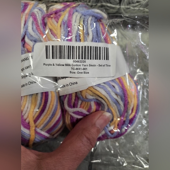 6 Skeins of Milk Cotton Yarn : 3 skeins Grey and 3 skeins purple yellow pink - Picture 5 of 8